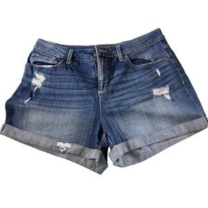 Time & Tru Mid Rise Ladies Cuffed Shorts distressed medium wash Size 14